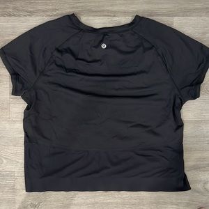 Lululemon workout top